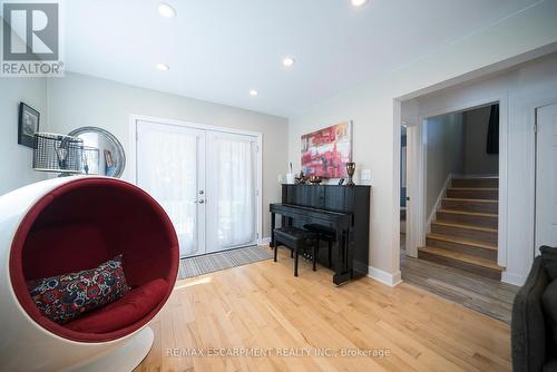 32 Elmwood Avenue, Brantford, ON 