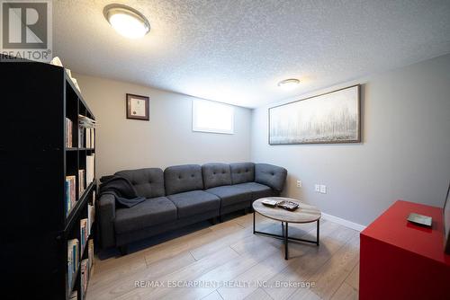 32 Elmwood Avenue, Brantford, ON 