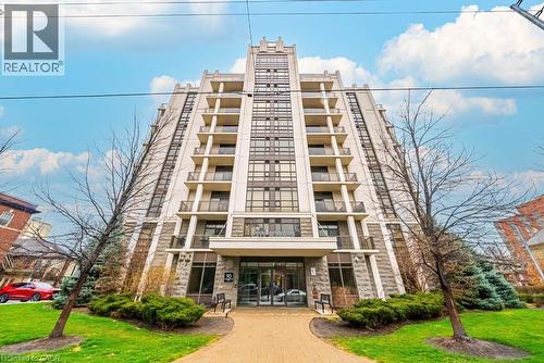 90 CHARLTON Avenue W Unit# 502  Hamilton, ON L8P 2C3