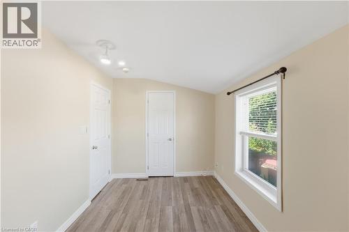 309 Cope Street, Hamilton, ON - Indoor Photo Showing Other Room