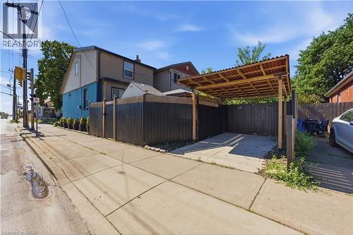 Carport - 309 Cope Street, Hamilton, ON - Outdoor