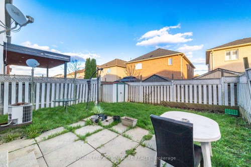 588 Rossellini Drive, Mississauga, ON 