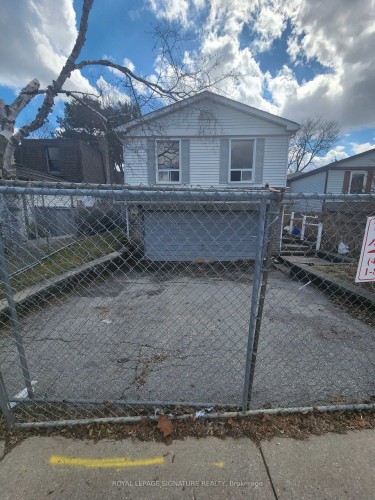 29 Lillooet Crescent  Richmond Hill, ON L4C 5A6