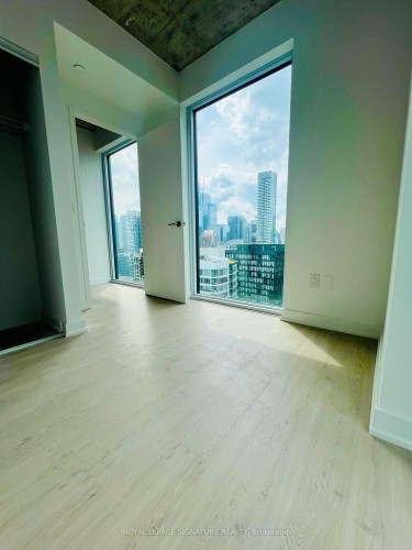 3006-65 Mutual Street, Toronto, ON 