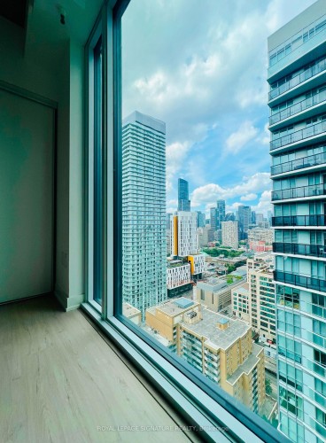 3006-65 Mutual Street, Toronto, ON 