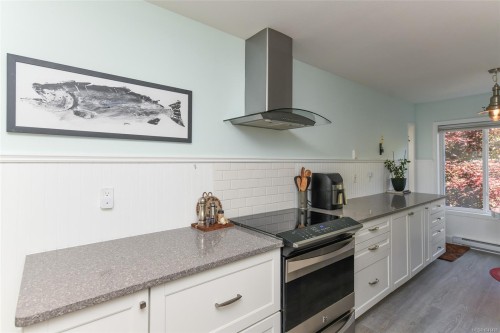 #205-2250 Manor Pl, Comox, BC 