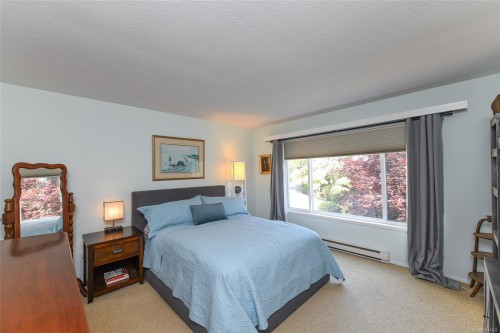 #205-2250 Manor Pl, Comox, BC 
