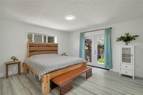 545 Sunset Pl, Port Mcneill, BC 