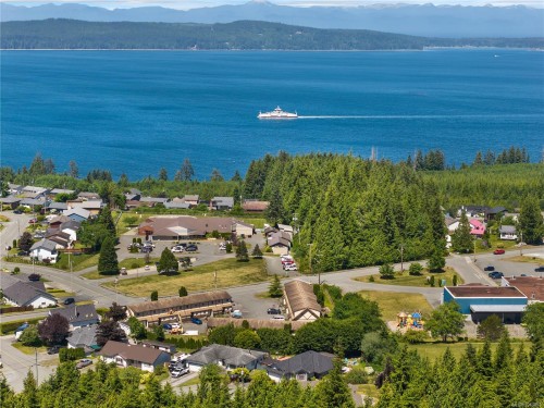 545 Sunset Pl, Port Mcneill, BC 
