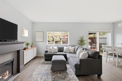 1184 Parkdale Creek Gdns Langford, BC V9B 4G9
