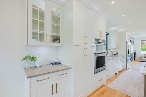 63 Boyd St, Victoria, BC 