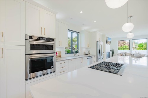 63 Boyd St, Victoria, BC 
