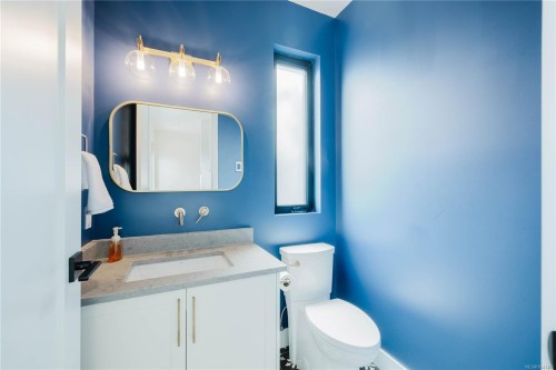63 Boyd St, Victoria, BC 