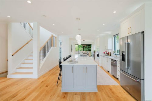 63 Boyd St, Victoria, BC 
