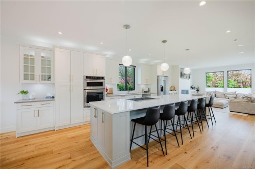 63 Boyd St, Victoria, BC 