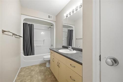 19 Ridgeview Pl, Blumenort, MB 