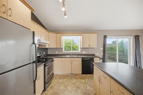 19 Ridgeview Pl, Blumenort, MB 