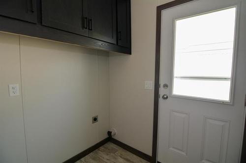 9 Spine Cr, Winnipeg, MB 