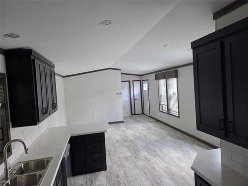 9 Spine Cr, Winnipeg, MB 