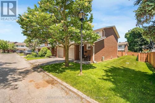 5275 Banting Court, Burlington, ON 
