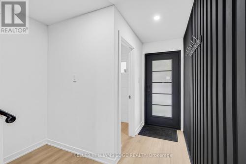 5275 Banting Court, Burlington, ON 