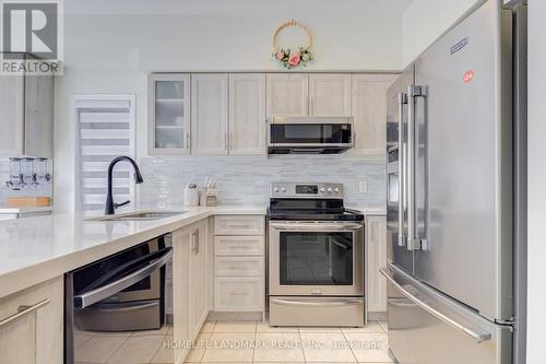 111 Knowles Drive, Toronto, ON 