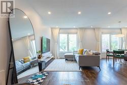 87 WINSTANLY CRESCENT Toronto, ON M1B 1N3