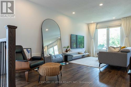 87 Winstanly Crescent, Toronto, ON 