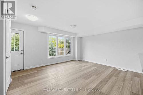 14 - 250 Penetanguishene Road, Barrie, ON 