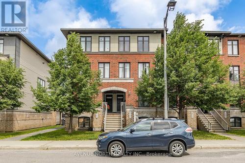 573B CHAPMAN MILLS DRIVE  Ottawa, ON K2J 5T2