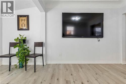 43 Whitfield Avenue, Hamilton, ON 