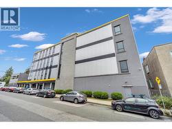 1223 E PENDER STREET  Vancouver, BC V6A 1W7