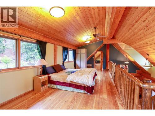 3901 Cottonwood Lane, Naramata, BC - Indoor Photo Showing Bedroom