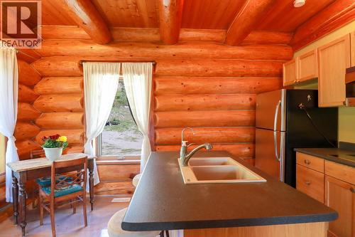 3901 Cottonwood Lane, Naramata, BC - Indoor Photo Showing Kitchen With Double Sink