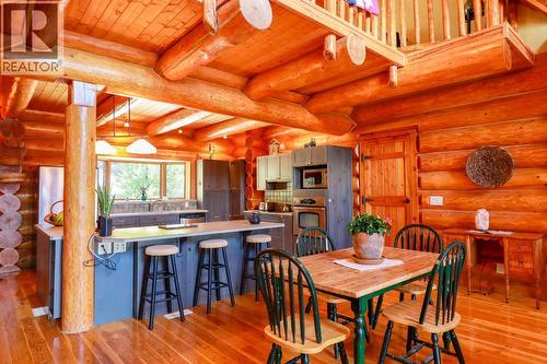 3901 Cottonwood Lane, Naramata, BC - Indoor Photo Showing Dining Room