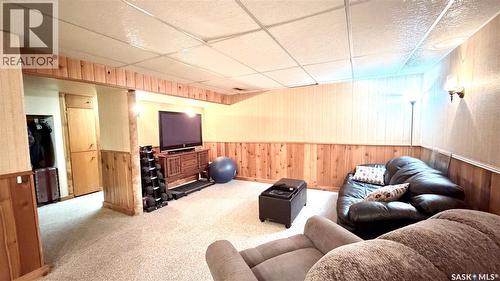 10 Stewart Avenue, Saskatoon, SK 