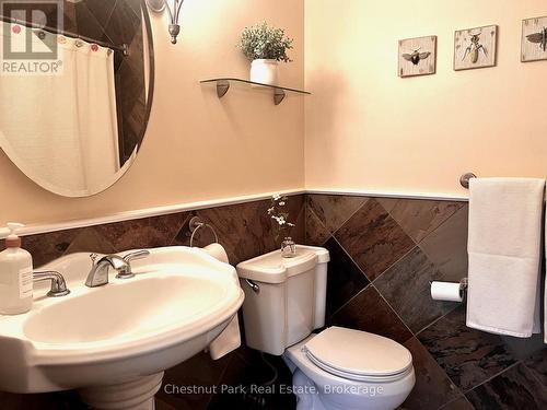 135 Christopher Avenue, Wasaga Beach, ON 