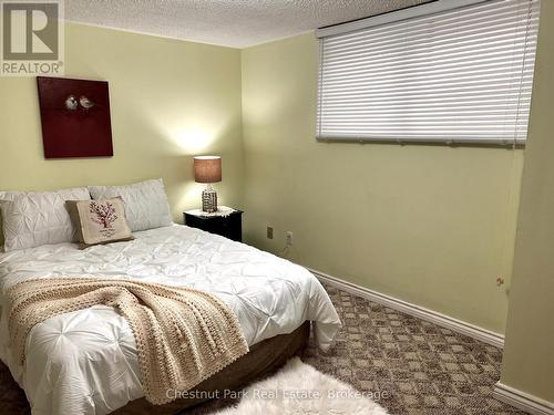 135 Christopher Avenue, Wasaga Beach, ON 