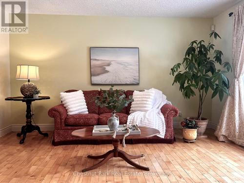 135 Christopher Avenue, Wasaga Beach, ON 