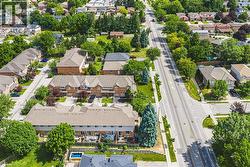 1000 UPPER PARADISE Road Unit# 8  Hamilton, ON L9B 2S7