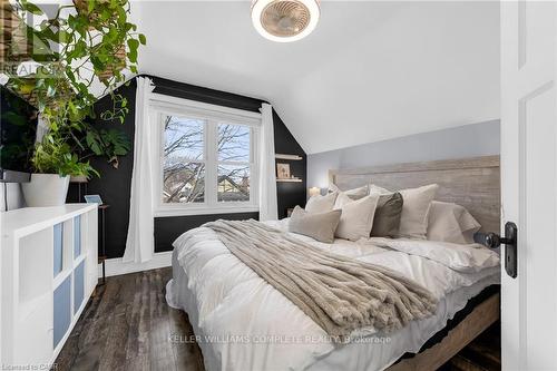 22 Cope Street, Hamilton, ON 