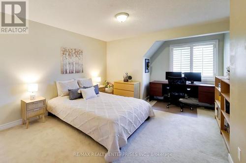 1613 Northmount Avenue, Mississauga, ON 