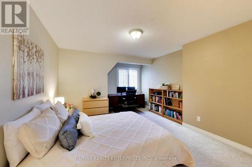 1613 Northmount Avenue, Mississauga, ON 