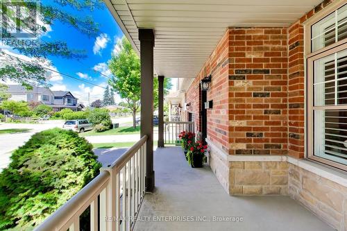 1613 Northmount Avenue, Mississauga, ON 