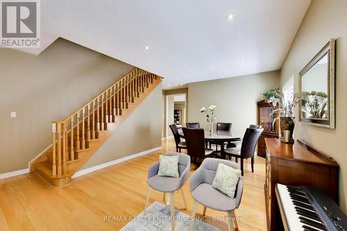 1613 Northmount Avenue, Mississauga, ON 