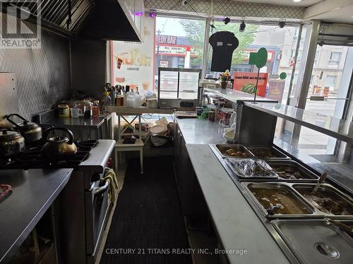 2789 Danforth Avenue, Toronto, ON 