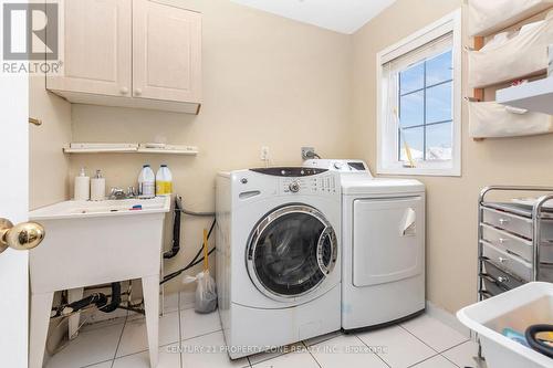 16 Armitage Crescent, Ajax, ON 