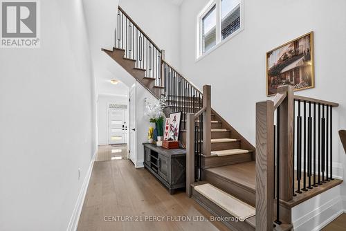 1477 Mockingbird Square, Pickering, ON 