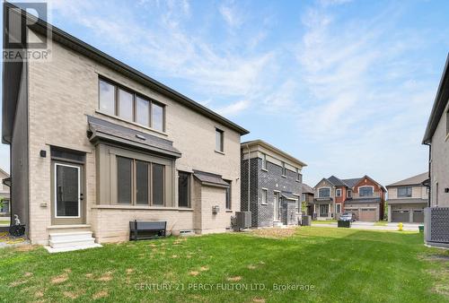 1477 Mockingbird Square, Pickering, ON 
