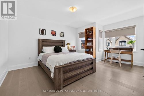 1477 Mockingbird Square, Pickering, ON 